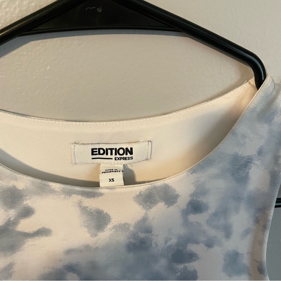 Express Athletic Tank - Picture 2 of 4